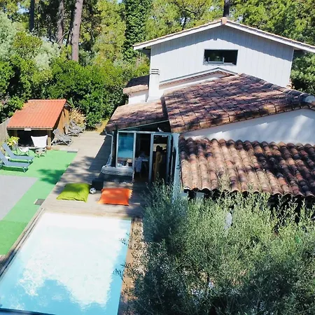 Affittacamere Cap-ferret-piscine Chauffée-villa Sylhengui