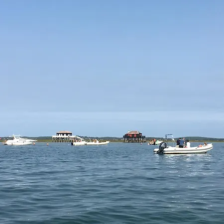 Affittacamere Cap-ferret-piscine Chauffée-villa Sylhengui